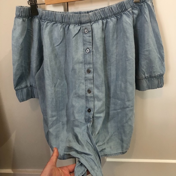 Light Blue Blouse Top - Picture 2 of 3